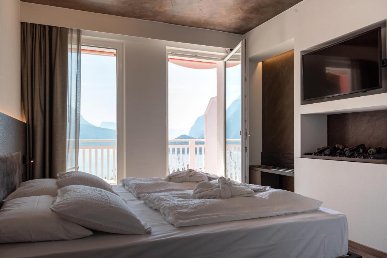 Hotel Londra Slow Living Molveno Exterior foto