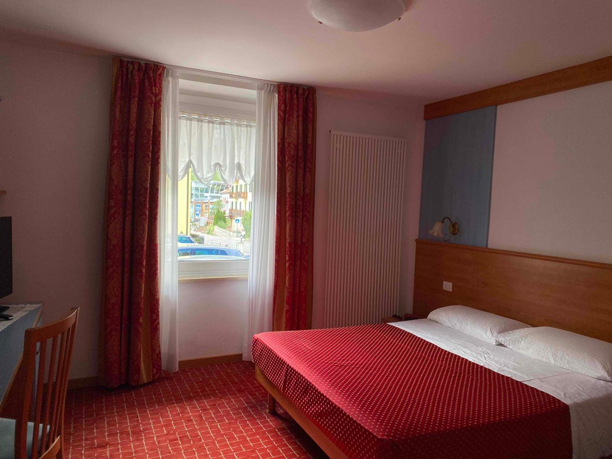 Hotel Londra Slow Living Molveno Exterior foto